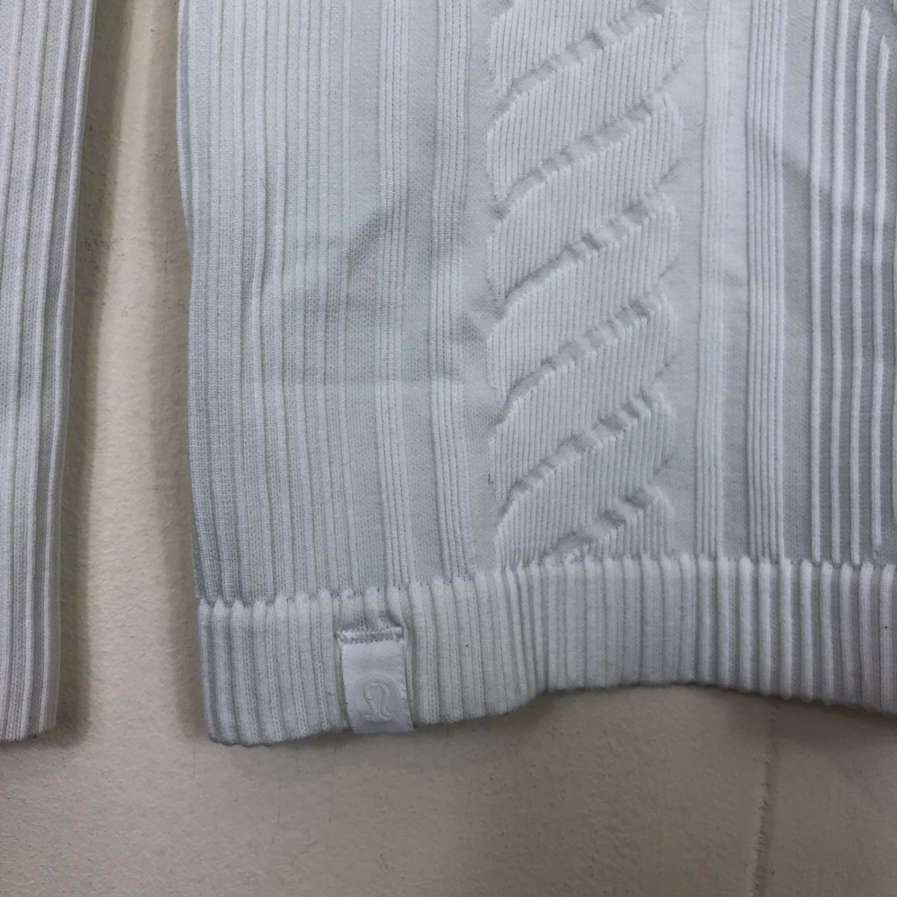 Lululemon‎ Rest Less Long Sleeve Base Layer Sz 6 - Picture 9 of 12